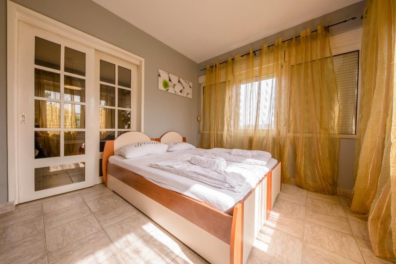 Apartmani Ana & Milo Lopar Extérieur photo