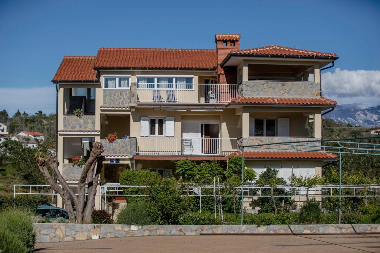 Apartmani Ana & Milo Lopar Extérieur photo