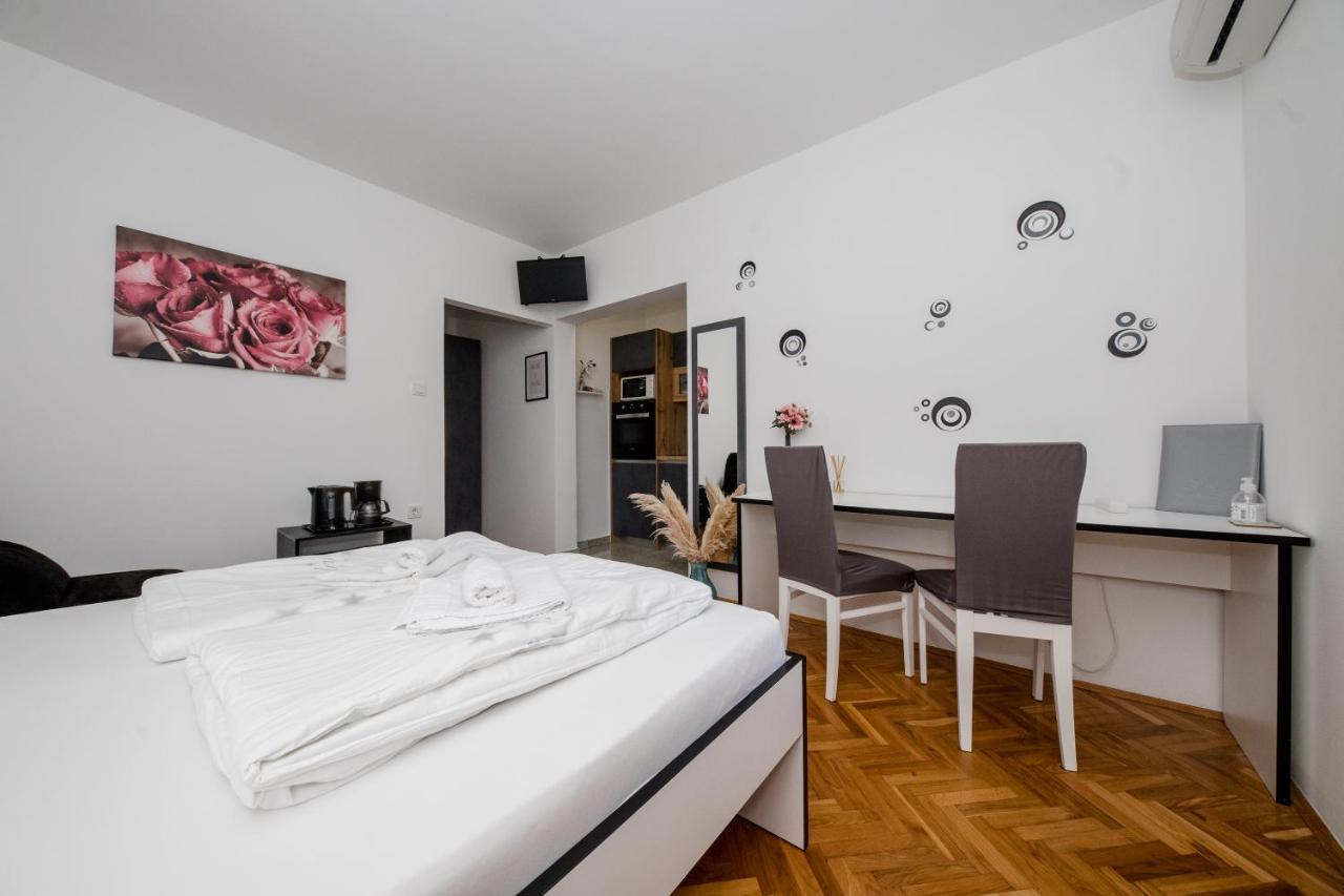 Apartmani Ana & Milo Lopar Extérieur photo