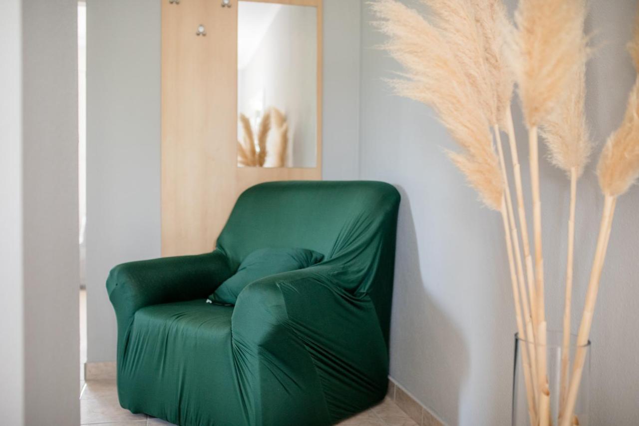 Apartmani Ana & Milo Lopar Extérieur photo