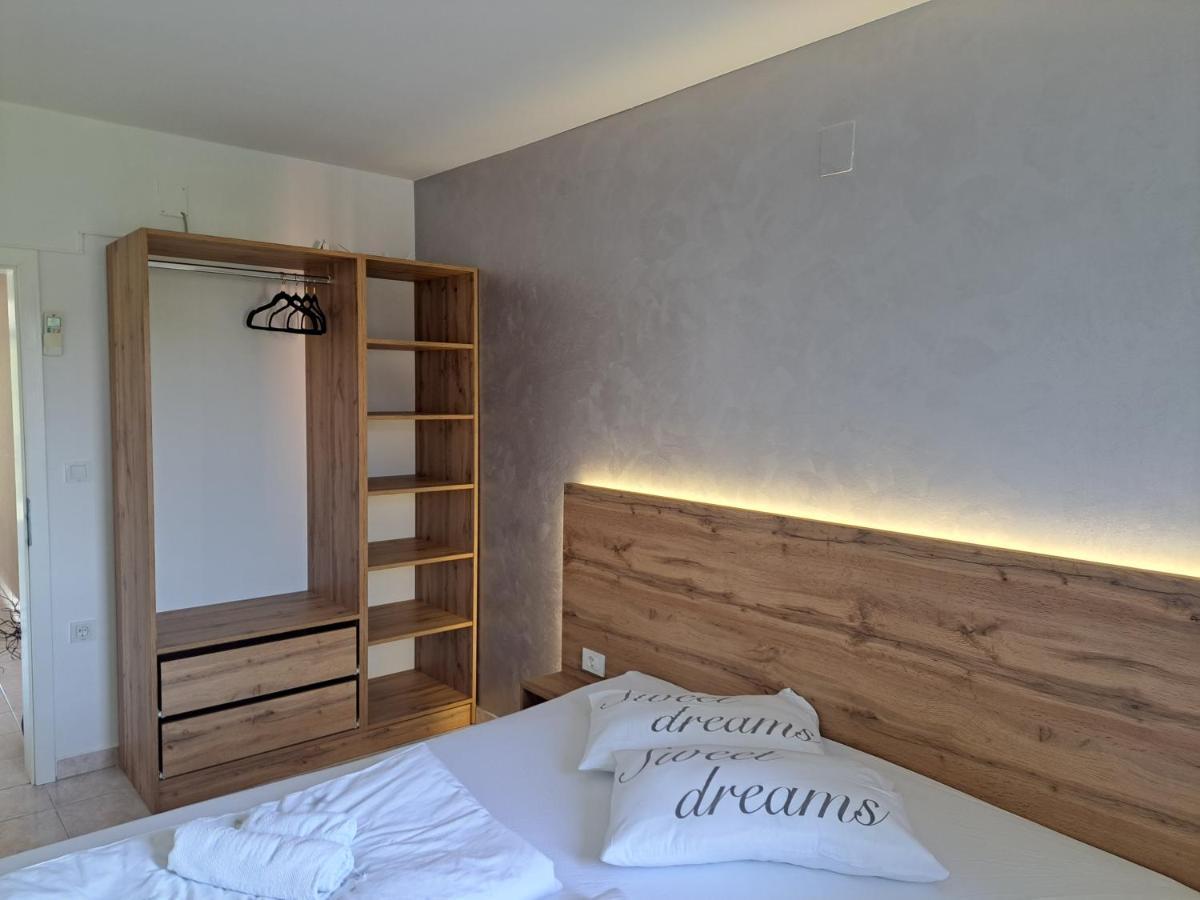 Apartmani Ana & Milo Lopar Extérieur photo