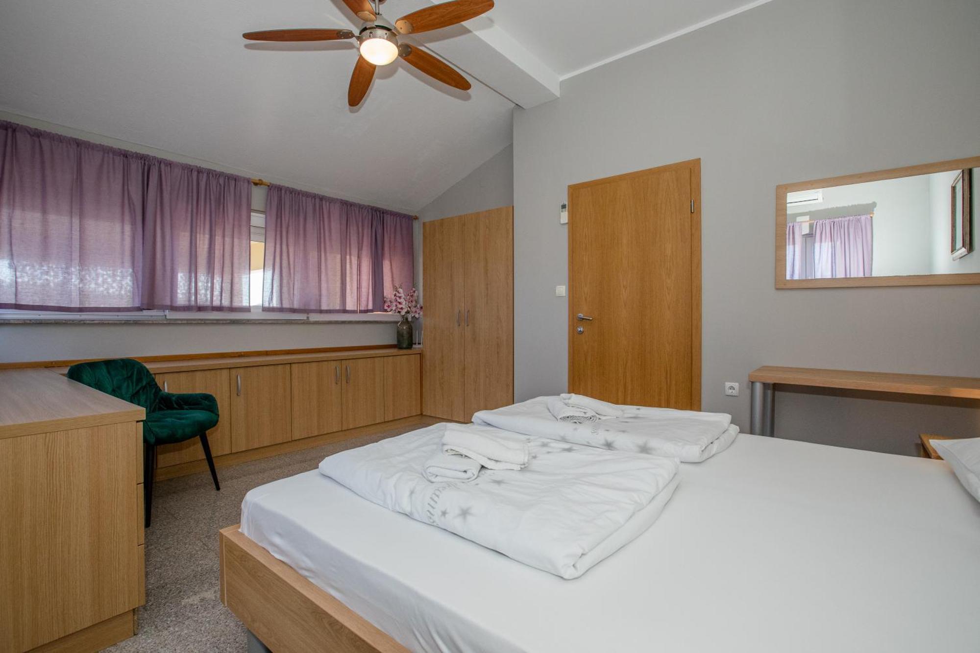 Apartmani Ana & Milo Lopar Chambre photo