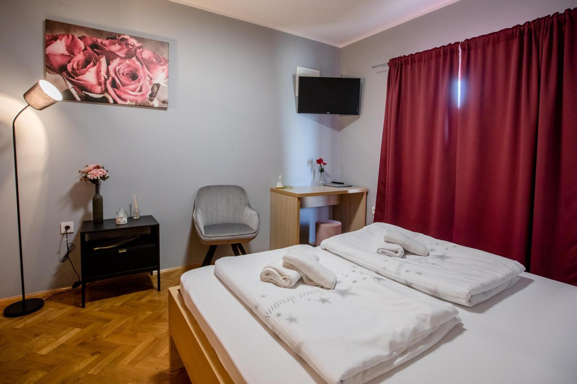 Apartmani Ana & Milo Lopar Chambre photo