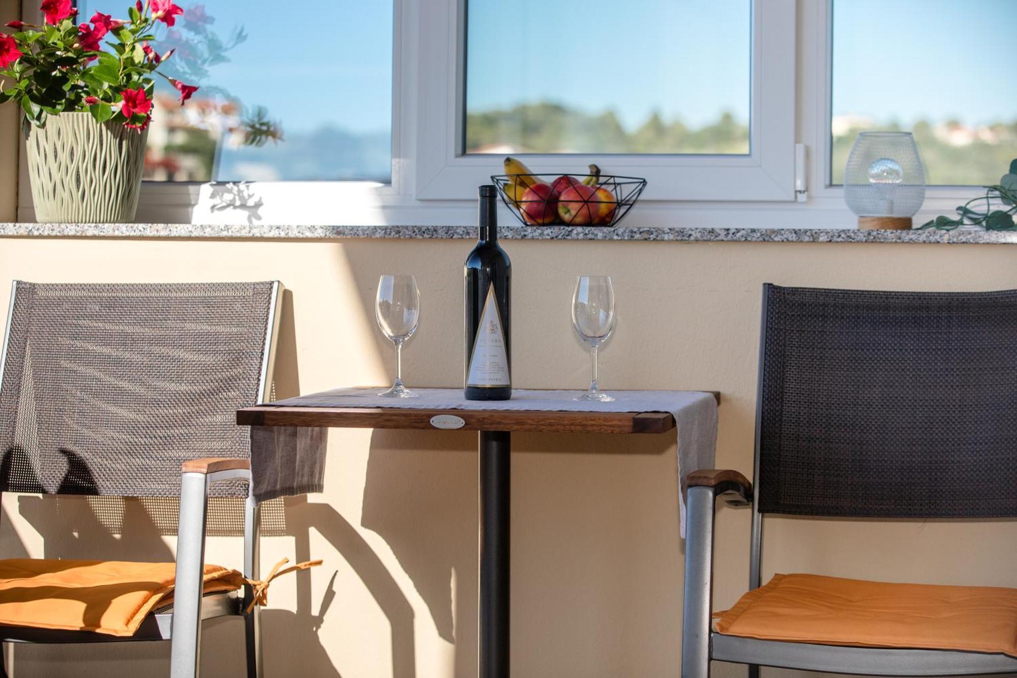 Apartmani Ana & Milo Lopar Chambre photo